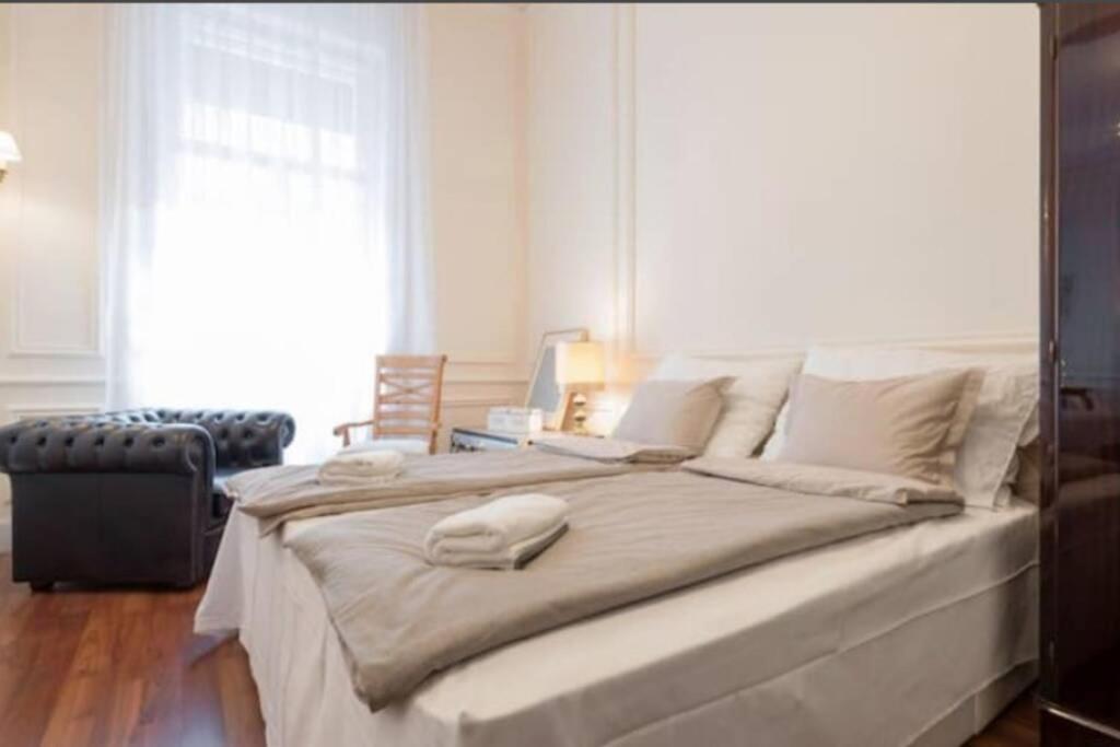 Luxury Art Deco Suite Close To Museum Of Fine Arts Βουδαπέστη Εξωτερικό φωτογραφία
